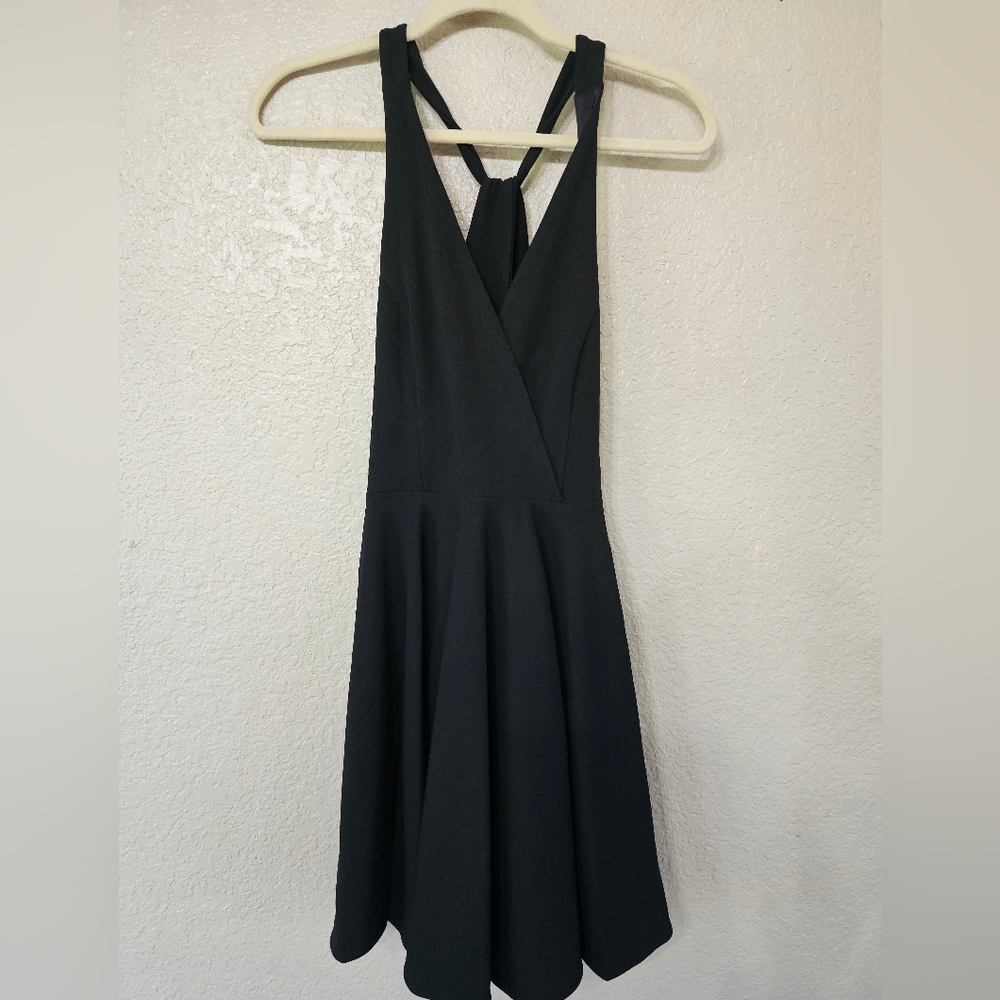 NWT Lulus Little Black Dress